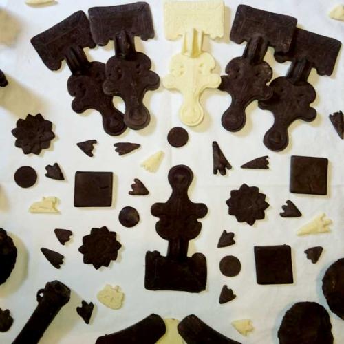 Chocolate replicas