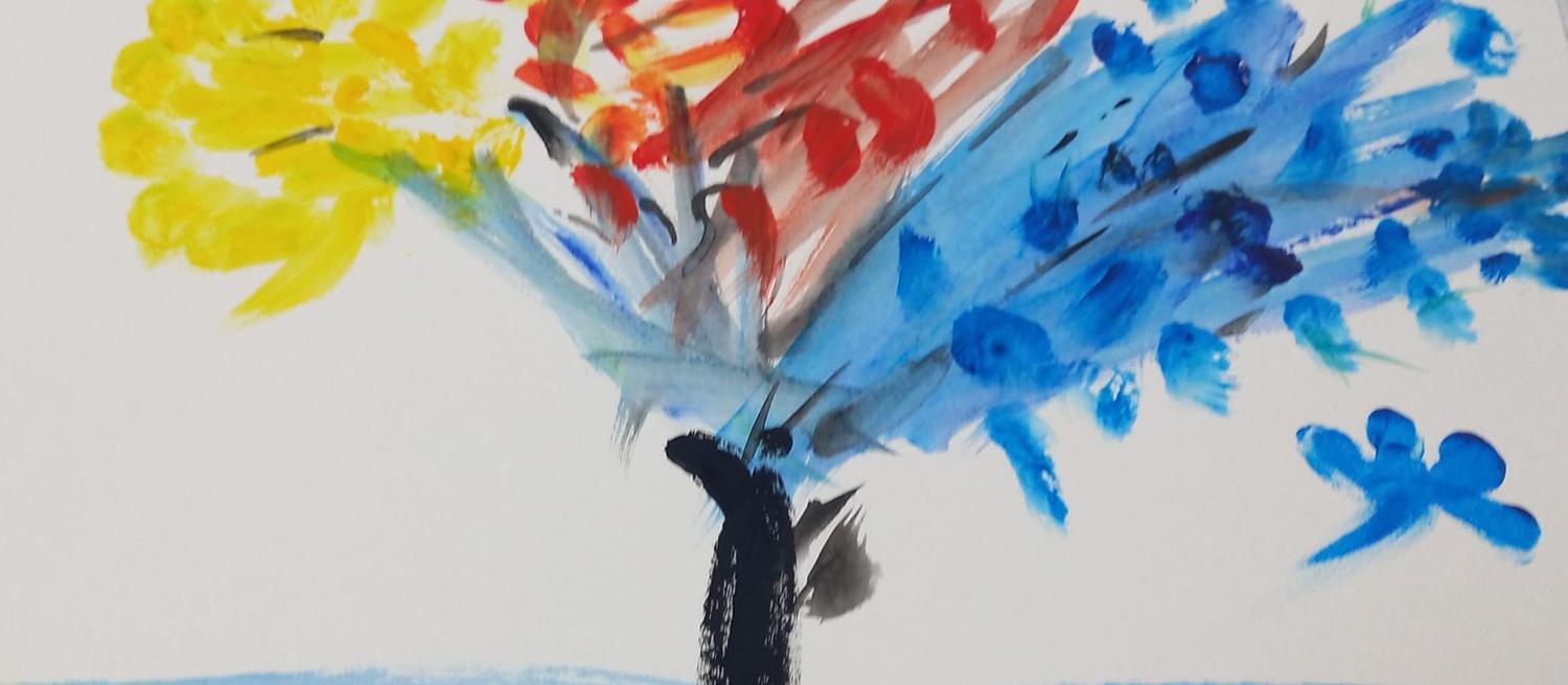 Tree painting by Herts welcomes refugees